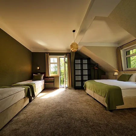 Dom Pod Koziolkami Bed & Breakfast