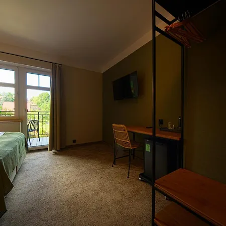 Dom Pod Koziolkami Bed & Breakfast 3*