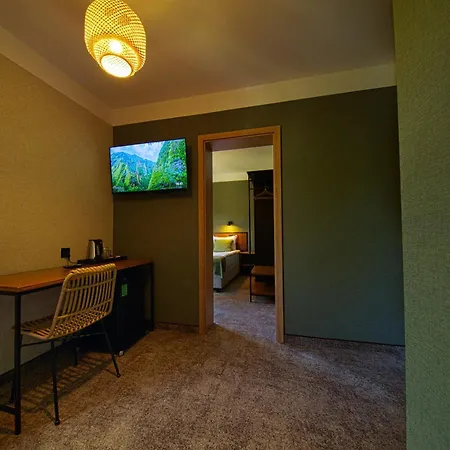 Dom Pod Koziolkami Bed & Breakfast 3*