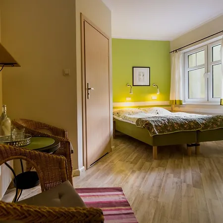 Bed & Breakfast Dom Pod Koziolkami