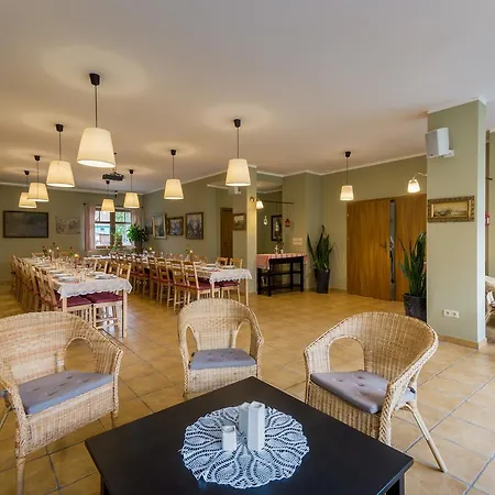 Dom Pod Koziolkami Bed & Breakfast